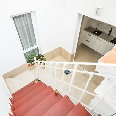 Encantadora Casa En Barrio De Triana *