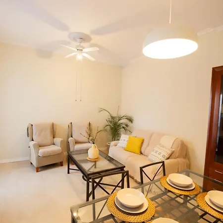 Encantadora Casa En Barrio De Triana *
